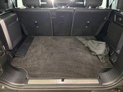 2025 Land Rover Defender 110 P635 OCTA