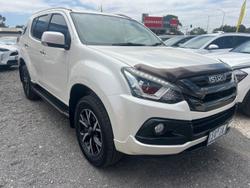 2020 Isuzu MU-X Onyx Edition