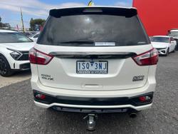 2020 Isuzu MU-X Onyx Edition