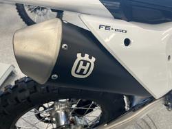 2025 HUSQVARNA FE450 NEBULA WHITE