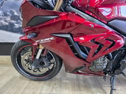 2021 Honda CBR650R RED
