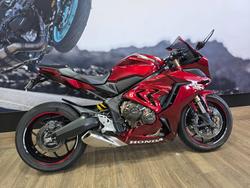 2021 Honda CBR650R RED