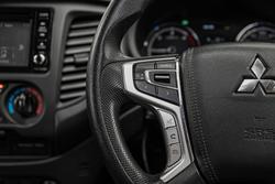 2021 Mitsubishi Triton GLX MR MY21 4X4 Dual Range White