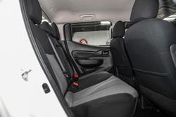 2021 Mitsubishi Triton GLX MR MY21 4X4 Dual Range White