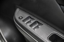 2021 Mitsubishi Triton GLX MR MY21 4X4 Dual Range White