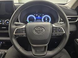 2025 Toyota Kluger GXL AXUH78R 4X4 On Demand Frosted White