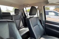 2020 Toyota Hilux SR5