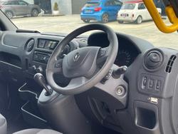 2019 Renault Master X62 Glacier White