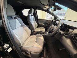 2021 Toyota Yaris ZR