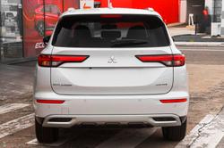 2025 Mitsubishi Outlander Aspire ZM MY24 White Diamond