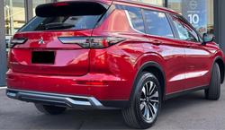 2025 Mitsubishi Outlander LS ZM MY25 AWD Red Diamond