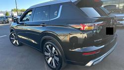 2025 Mitsubishi Outlander Exceed Tourer ZM MY25 AWD Black Diamond with Sterling Silver Roof