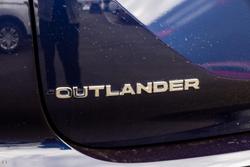 2025 Mitsubishi Outlander ES ZM MY24 Cosmic Blue