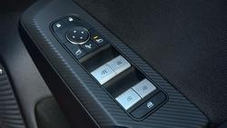 2025 Mitsubishi Outlander LS