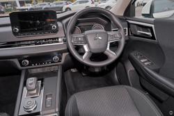 2025 Mitsubishi Outlander LS ZM MY24 White