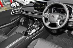 2025 Mitsubishi Outlander LS ZM MY25 White