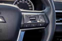 2025 Mitsubishi Outlander ES ZM MY24 White Diamond