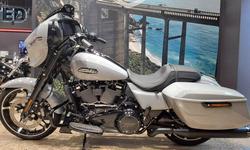 2025 Harley-Davidson Street Glide 117 (FLHX) Touring