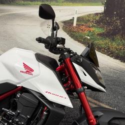 2023 Honda 2023 Honda NAKED CB750 (Hornet) White