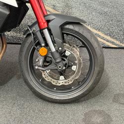 2023 Honda 2023 Honda NAKED CB750 (Hornet) White