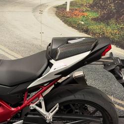 2023 Honda 2023 Honda NAKED CB750 (Hornet) White