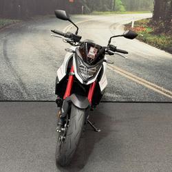 2023 Honda 2023 Honda NAKED CB750 (Hornet) White