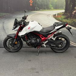 2023 Honda 2023 Honda NAKED CB750 (Hornet) White