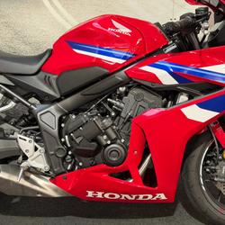 2025 Honda CBR650R Red