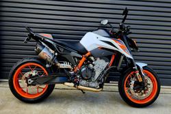 2020 KTM 890 Duke R Duke