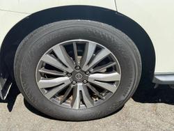 2018 Nissan Pathfinder ST-L