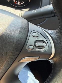 2018 Nissan Pathfinder ST-L