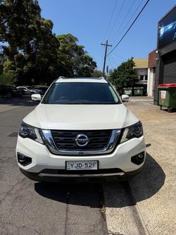 2018 Nissan Pathfinder ST-L
