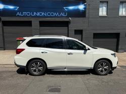 2018 Nissan Pathfinder ST-L