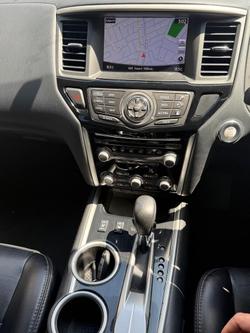 2018 Nissan Pathfinder ST-L