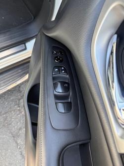 2018 Nissan Pathfinder ST-L