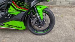 2024 Kawasaki NINJA 400 ZX-4RR KRT Green
