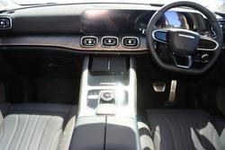 2025 Jaecoo J8 Track