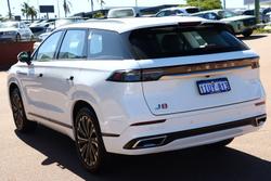 2025 Jaecoo J8 Track