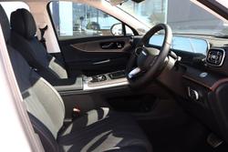 2025 Jaecoo J8 Track