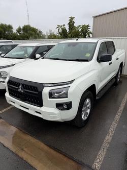 2025 Mitsubishi Triton GLX+