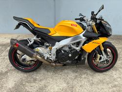 Aprilia Tuono V4 R