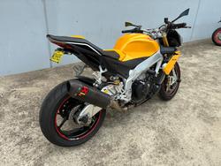 2012 APRILIA TUONO V4 R Yellow