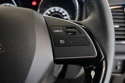 2025 Mitsubishi ASX LS