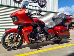2022 Indian Pursuit Dark Horse Premium Pursuit Red