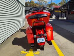 2022 Indian Pursuit Dark Horse Premium Pursuit Red