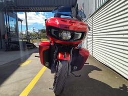 2022 Indian Pursuit Dark Horse Premium Pursuit Red