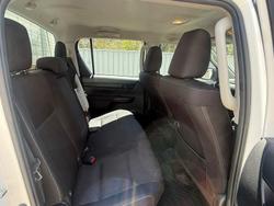 2024 Toyota Hilux SR 48V