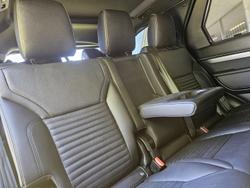 2023 Land Rover Discovery P360 R-Dynamic SE Series 5 MY23.5 4X4 Portofino Blue