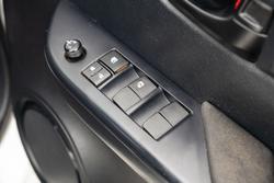 2022 Toyota Hilux SR