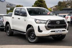 2022 Toyota Hilux SR